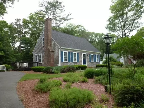 20 Old Fields Rd, Sandwich, MA 02563 photo 1