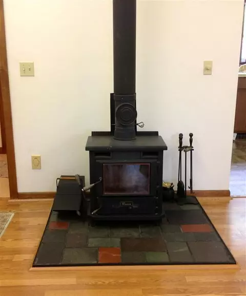 18 Westerly Dr, Monument Beach, MA 02553 photo 12