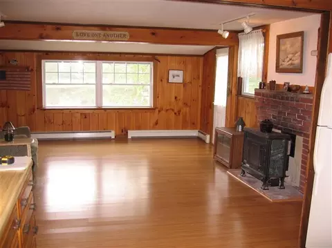 72 Circuit Ave, Wareham, MA 02571 photo 5