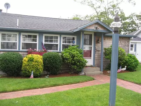 72 Circuit Ave, Wareham, MA 02571 photo 2