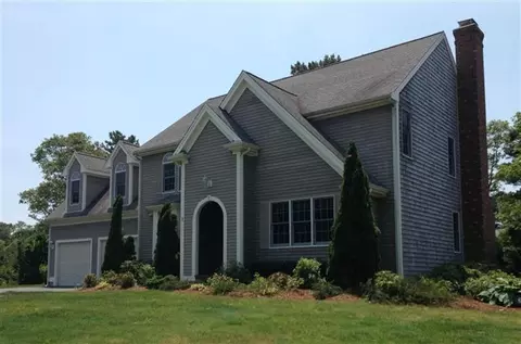 7 Tiffany Rd, Bourne, MA 02532 photo 1
