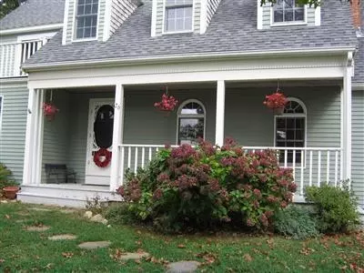 26 Beverly Rd, Pocasset, MA 02559 photo 3