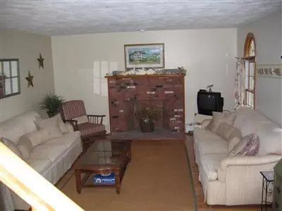 26 Beverly Rd, Pocasset, MA 02559 photo 13