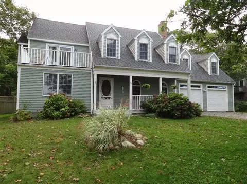 26 Beverly Rd, Pocasset, MA 02559 photo 1