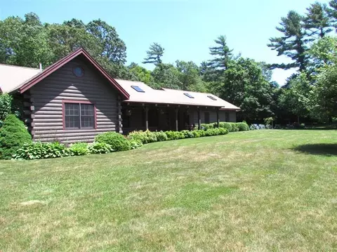 775 County Rd, Pocasset, MA 02559 photo 2