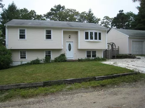 176 Park Ave, East Wareham, MA 02538 photo 1