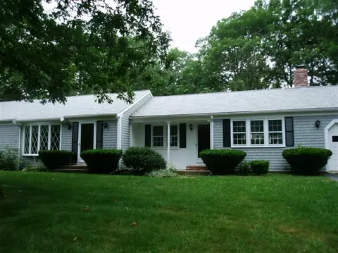 23 Ansel Howland Rd, Centerville, MA 02632 photo 2