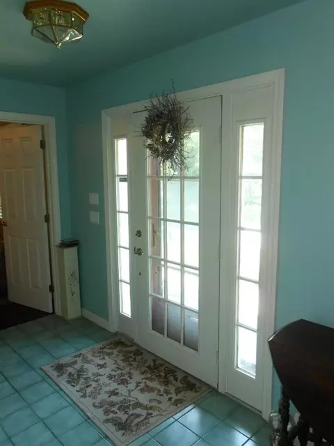 12 Clapp Ln, Sagamore Beach, MA 02562 photo 17