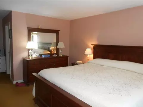 12 Clapp Ln, Sagamore Beach, MA 02562 photo 13