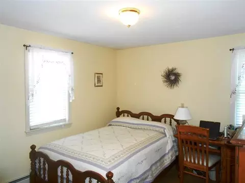 12 Clapp Ln, Sagamore Beach, MA 02562 photo 8