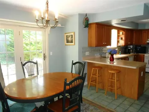 12 Clapp Ln, Sagamore Beach, MA 02562 photo 3