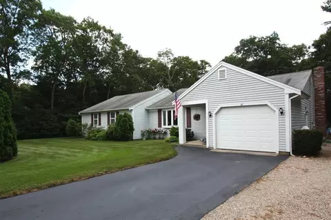 37 Heather Ln, Centerville, MA 02632 photo 3