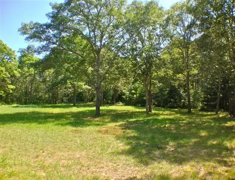 29 Pine Rd, Cotuit, MA 02635 photo 3