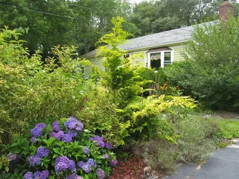 37 Treetop Cir, Marstons Mills, MA 02648 photo 13