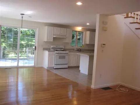111 Old Post Rd, Centerville, MA 02632 photo 3