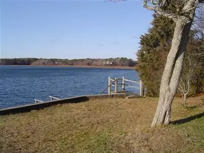 71 Monomoscoy Rd, Mashpee, MA 02649 photo 11
