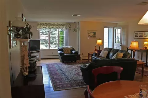 53 James Otis Rd, Centerville, MA 02632 photo 4
