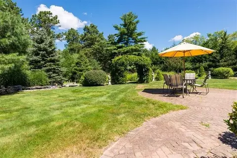 45 Taurus Dr, Mashpee, MA 02649 photo 9