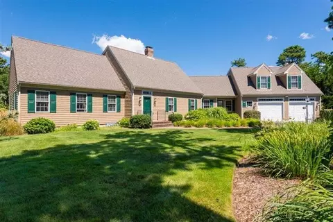 45 Taurus Dr, Mashpee, MA 02649 photo 1