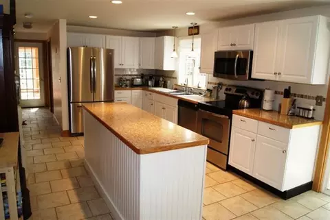 67 Lauries Ln, Marstons Mills, MA 02648 photo 6