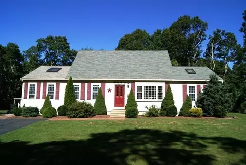 67 Lauries Ln, Marstons Mills, MA 02648 photo 1
