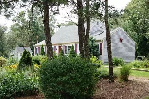 67 Lauries Ln, Marstons Mills, MA 02648 photo 24