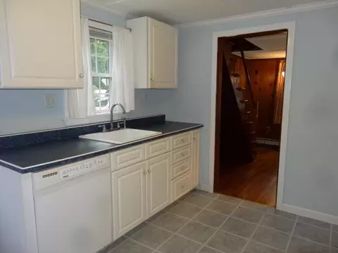 22 Summerside Ln, Hyannis, MA 02601 photo 3
