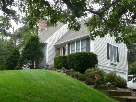 9 Hockanom Rd, Yarmouth Port, MA 02675 photo 22