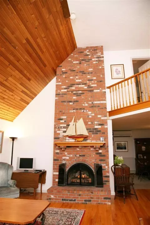 9 Hockanom Rd, Yarmouth Port, MA 02675 photo 5