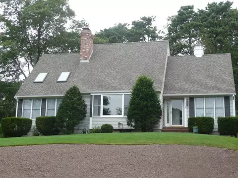 9 Hockanom Rd, Yarmouth Port, MA 02675 photo 1