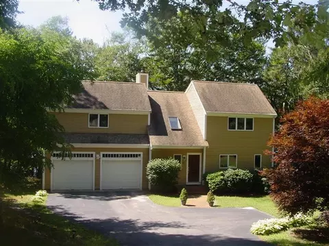 81 Edgewater Rd, Mashpee, MA 02649 photo 1