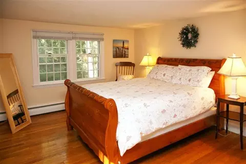 109 Bayview Cir, Osterville, MA 02655 photo 11