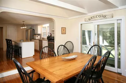 109 Bayview Cir, Osterville, MA 02655 photo 2