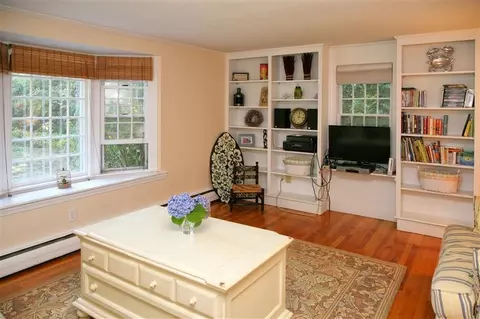109 Bayview Cir, Osterville, MA 02655 photo 6