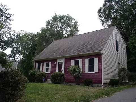 14 Seneca Ave, Mashpee, MA 02649 photo 1