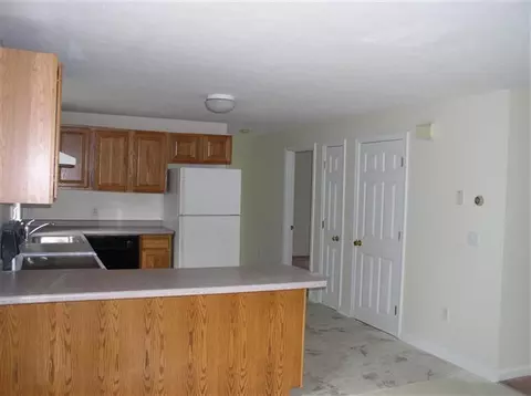 14 Seneca Ave, Mashpee, MA 02649 photo 4