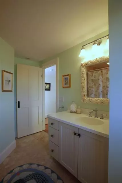 14 Champlain Rd, Chatham, MA 02633 photo 13