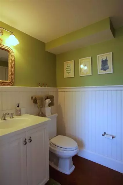 14 Champlain Rd, Chatham, MA 02633 photo 10