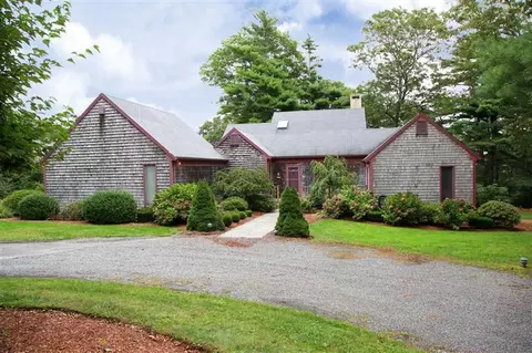 193 Regency Dr, Marstons Mills, MA 02648 photo 2