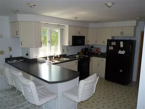 63 Pine Crest Rd, West Hyannisport, MA 02672 photo 5