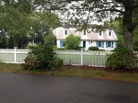 121 S Bay Rd, Osterville, MA 02655 photo 3