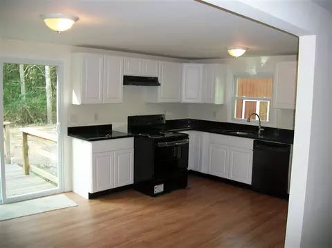 8 Shipwreck Dr, Mashpee, MA 02649 photo 2