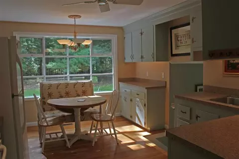 111 Poponessett Rd, Cotuit, MA 02635 photo 9