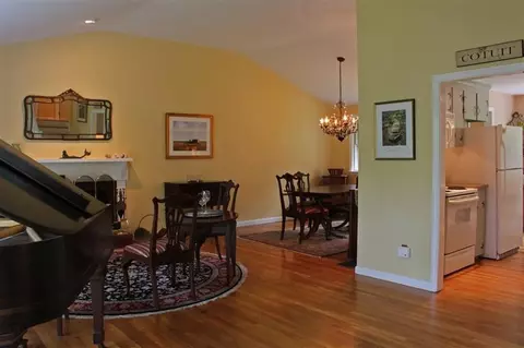 111 Poponessett Rd, Cotuit, MA 02635 photo 4