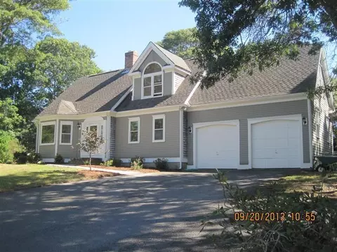 176 Surf Dr, Mashpee, MA 02649 photo 1