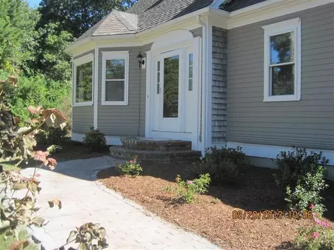 176 Surf Dr, Mashpee, MA 02649 photo 3
