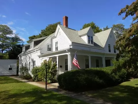 340 Main St #4, Centerville, MA 02632 photo 2