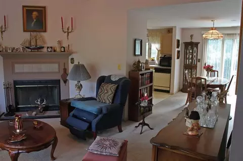 38 Redberry Ln, Marstons Mills, MA 02648 photo 3