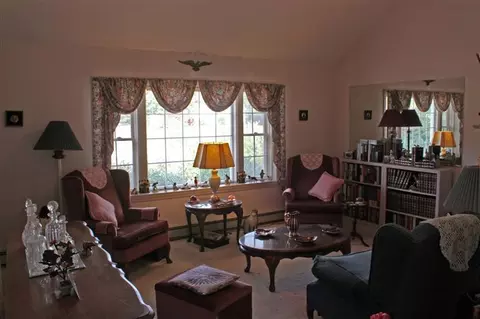 38 Redberry Ln, Marstons Mills, MA 02648 photo 4
