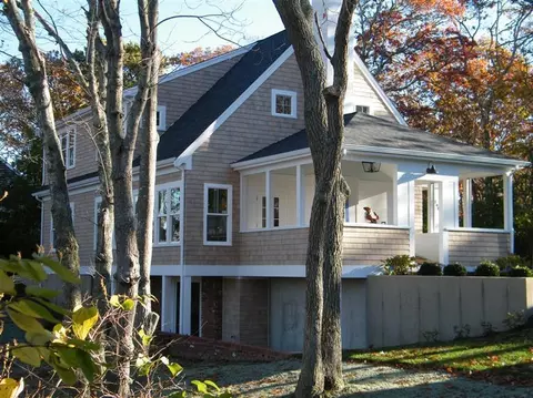 194 Bay Ln, Centerville, MA 02632 photo 3
